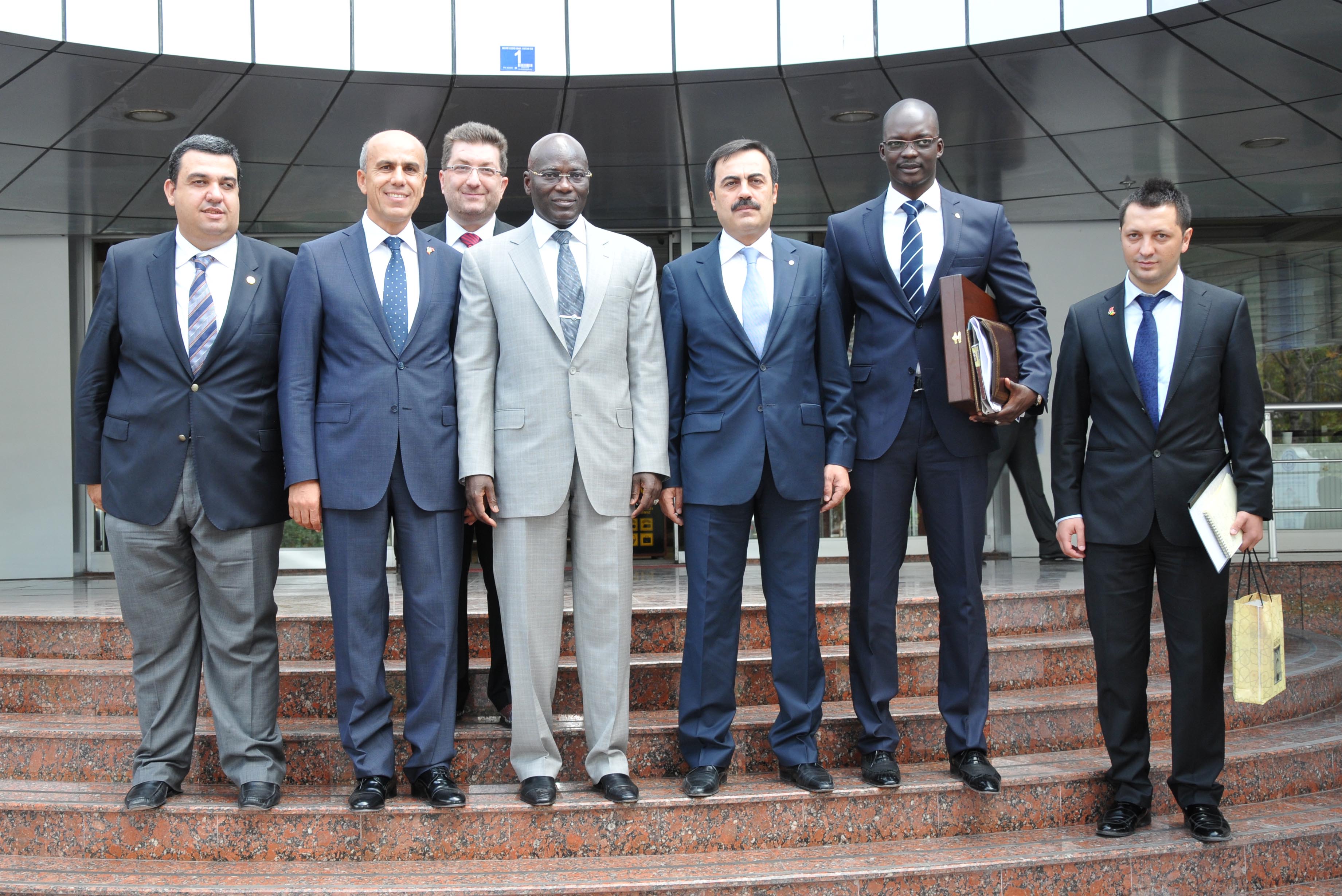 Senegal Büyükelçisi'nden Başkan Öztürk'e Ziyaret